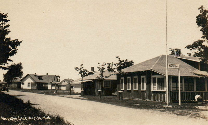 Heights Inn Dining Rooms (Heights Inn and Motel) - Vintage Postcard (newer photo)